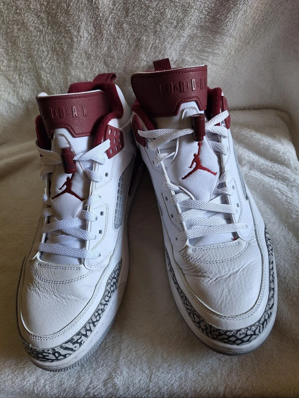 Jordan Spizike Low White Team Red Elephant Print Men's 13 EUC VERY CLEAN